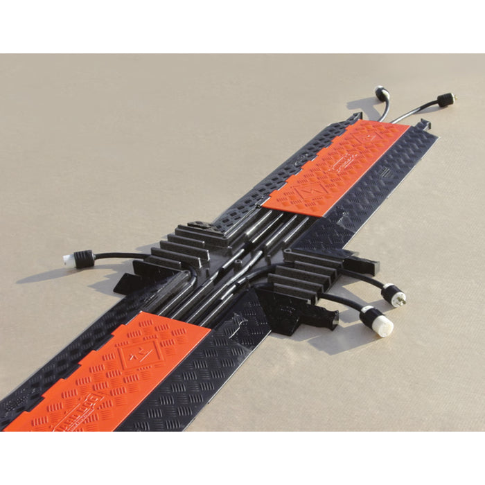 guard_dog_5_channel_cable_protector_ramp-gd5125-8