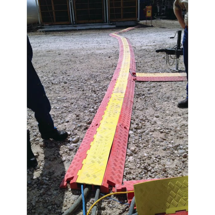 linebacker-3-channel-cable-protector-ramp-CP3X225-Y-O-3